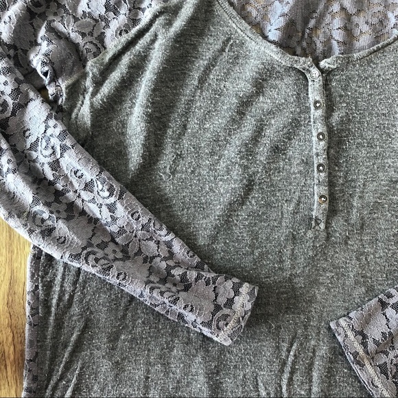 🔥 Abercrombie Lace Back Long Sleeve Shirt S - Picture 6 of 8